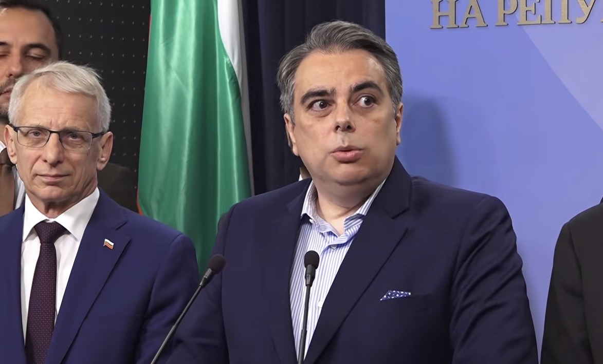 Асен Василев: Липсата на твърда политика прави страната ни плячка, заради некомпетентността на управлението на ПБ